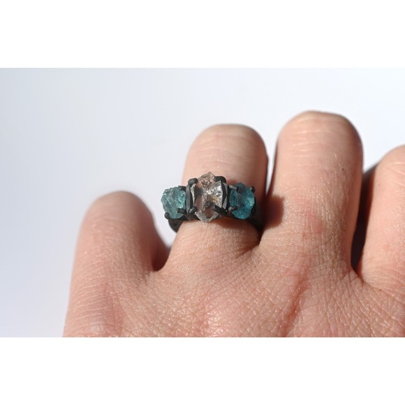 alternative raw diamond engagement ring raw crystal size 4 5 6 7 8 8 9 10 11 12 - Picture 1 of 3